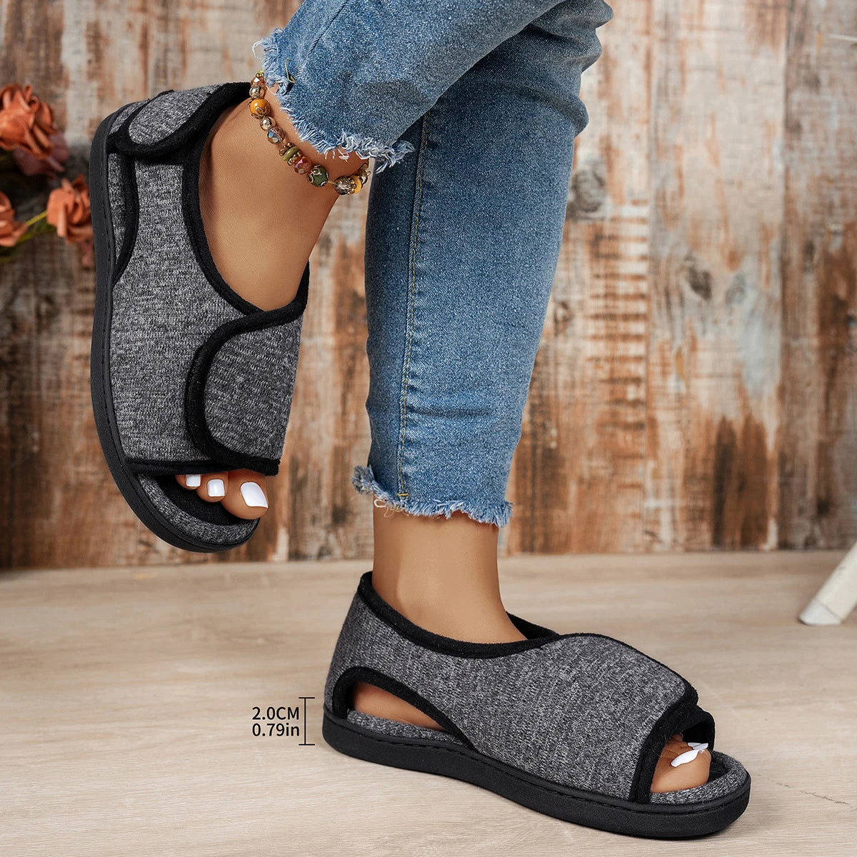 Comfortable winter slippers made of memory foam