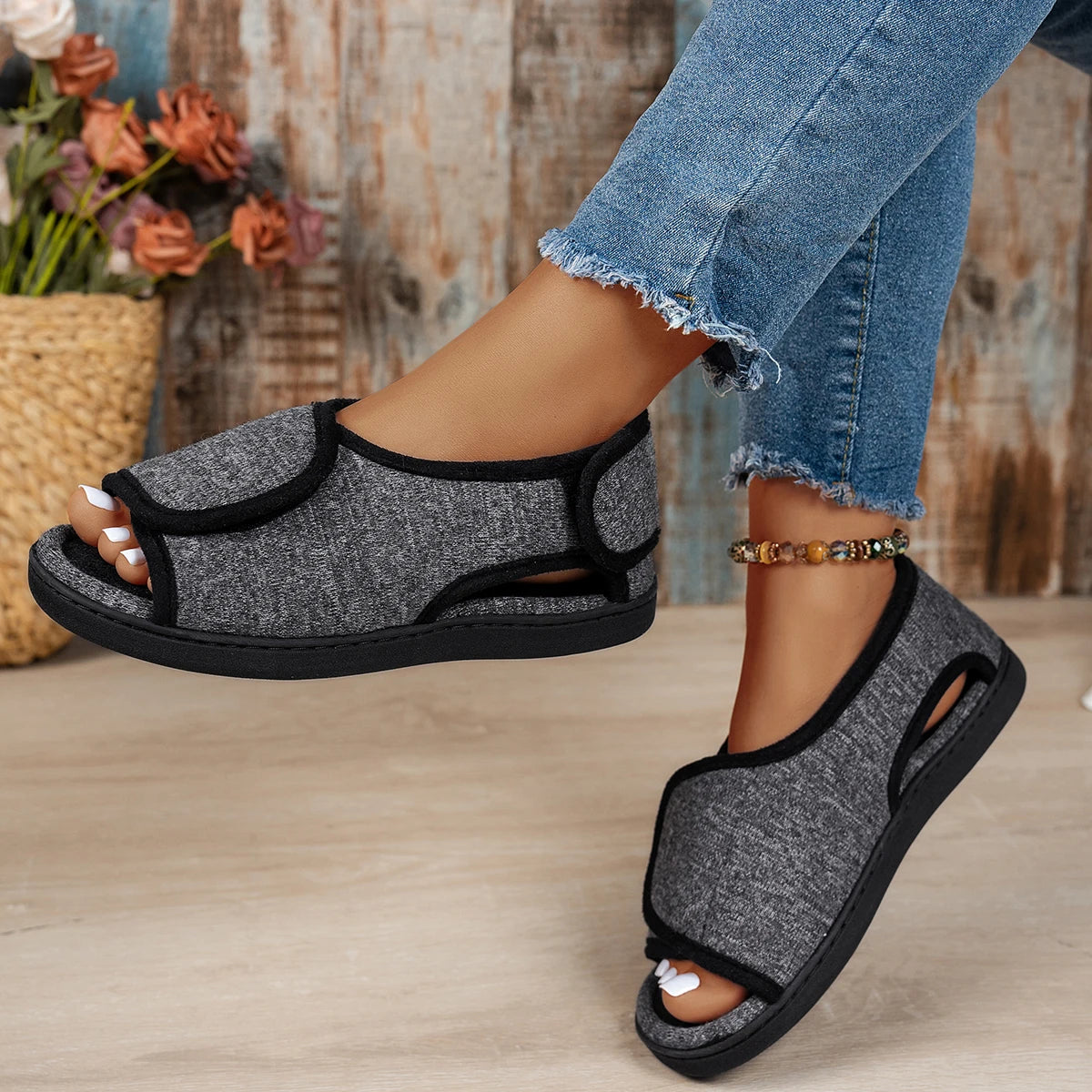 Comfortable winter slippers made of memory foam